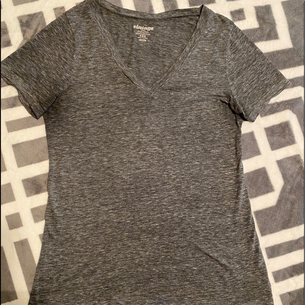 Old Navy T-shirt